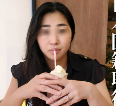 FC2PPV-4652595 来自马来西亚的已婚女性