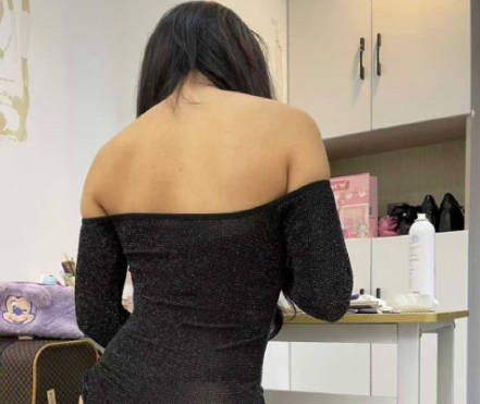 亲二姐琪琪准备化妆去酒吧约炮