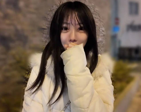 FC2PPV-4667633 她抽搐着达到高潮