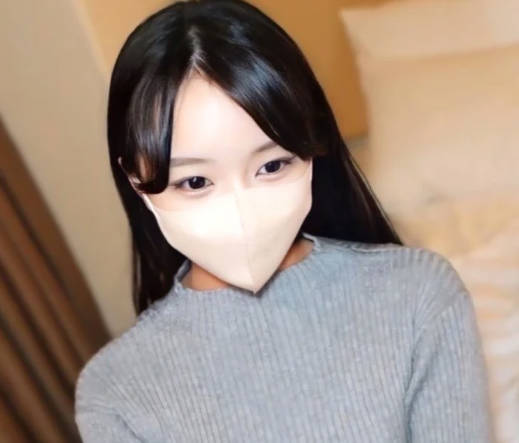 FC2PPV-4602994 一个待在家里的女人