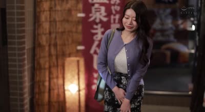 JUR-356 妻には口が裂けても言えません、義母さんを孕ませてしまったなんて…。-1泊2日の温泉旅行で、我を忘れて中出ししまくった僕。- 篠原いよ