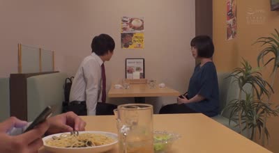 ADN-666 婚約中の彼女がいるのに、地味で無口な職場の同僚に束縛されて精子をたっぷり搾り取られた話。 三宮つばき