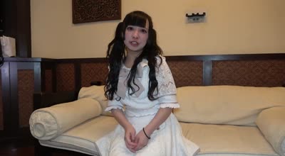 FC2PPV-4533128超级可爱娇小女孩