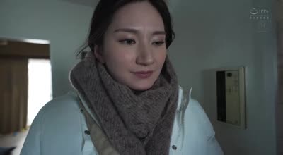 OFES-005 巨乳ママ借金取り立て自宅訪問レ×プ ～夫、息子、ママ友のすぐ傍で…～ 木村玲衣