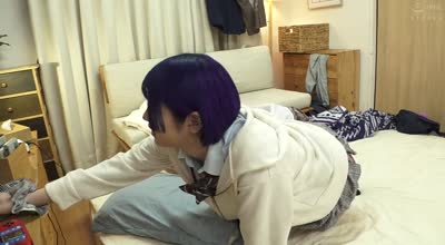 HUNTC-225 ギャル女子○生のたまり場と化したボクの部屋でギャルたちと川の字数珠つなぎFUCK！