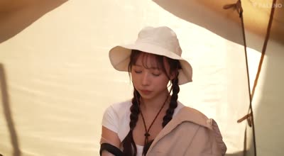 FNS-060 飲んでムラムラ…親友の目の前で親友のカレチ●ポを誘惑するWデートキャンプNTR 与田りん